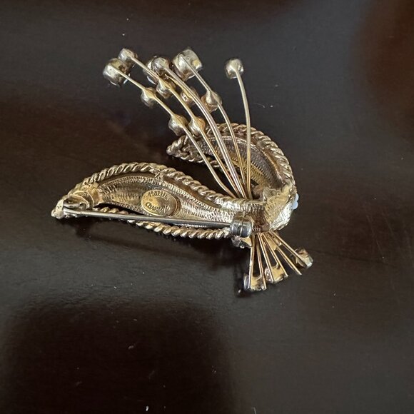 Rare Hattie Carnegie Signed Brooch Pin in Gold Faux Pearls & Rhinestones! - Picture 7 of 10